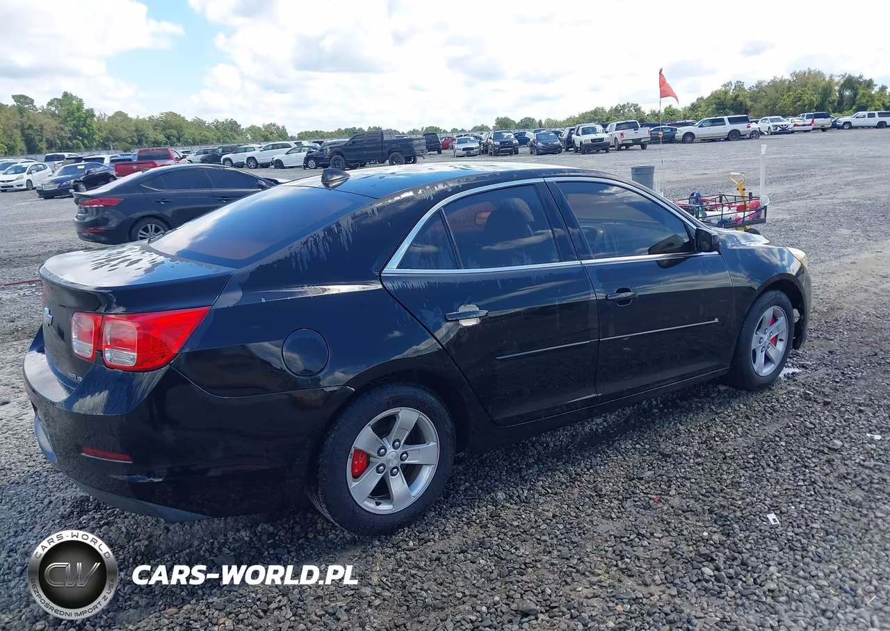 2013 Chevrolet Malibu 1Ls VIN:1G11B5SA8DF211900 - 4