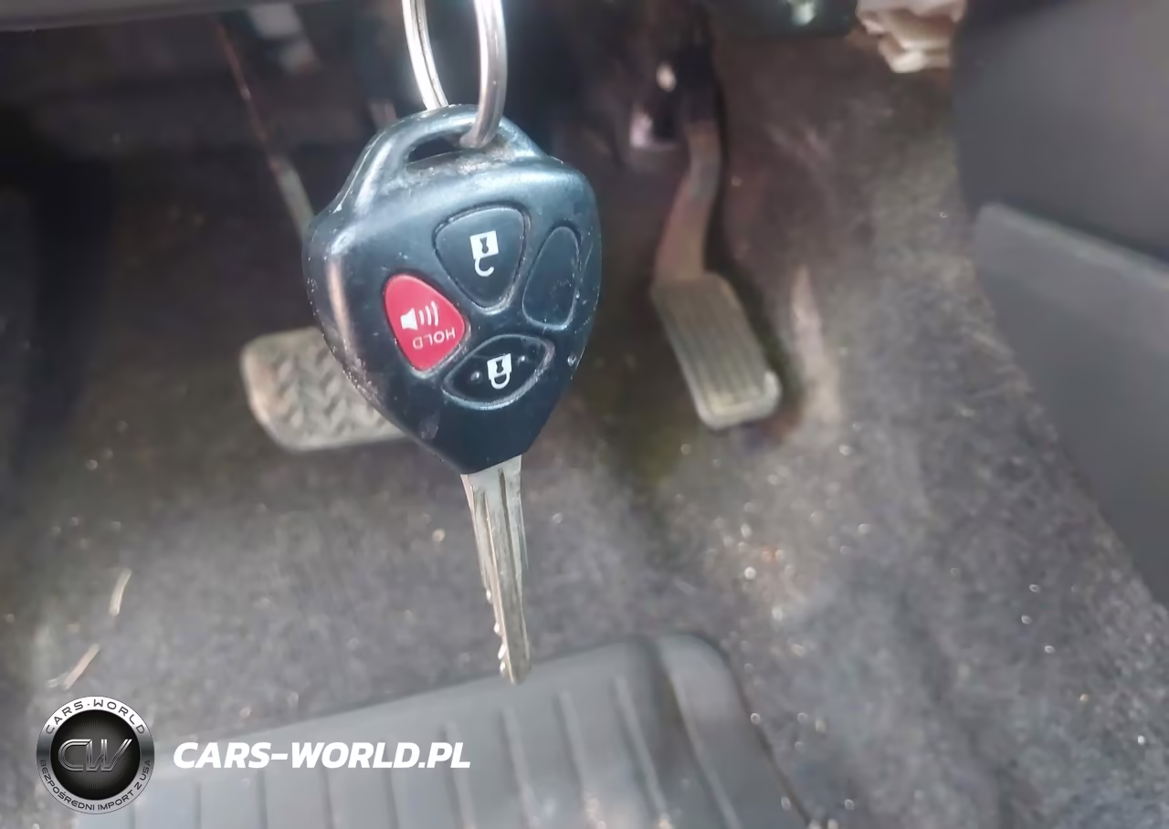 2008 Toyota Yaris VIN:JTDJT903985173251 - 11