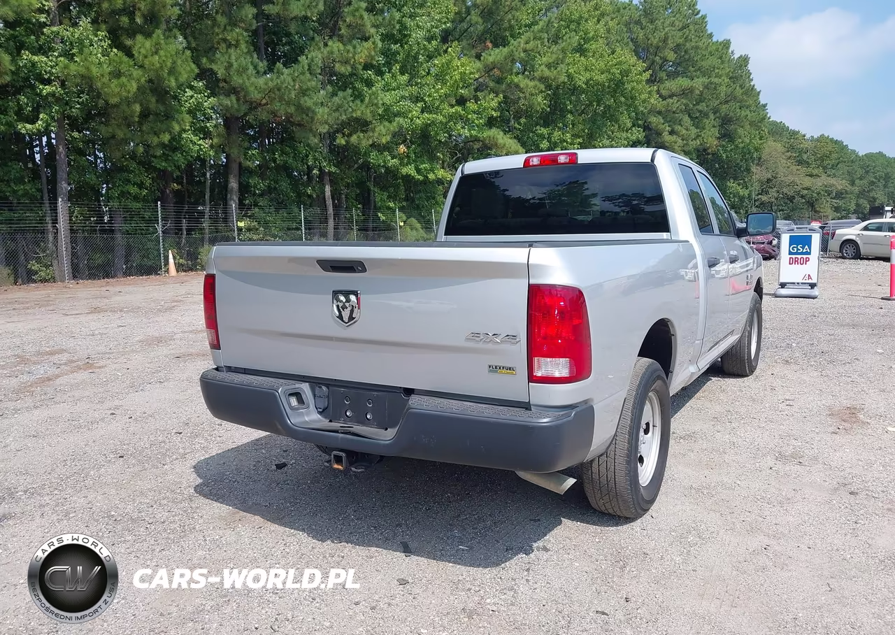 2016 Ram 1500 Tradesman VIN:1C6RR7FG4GS362395 - 4
