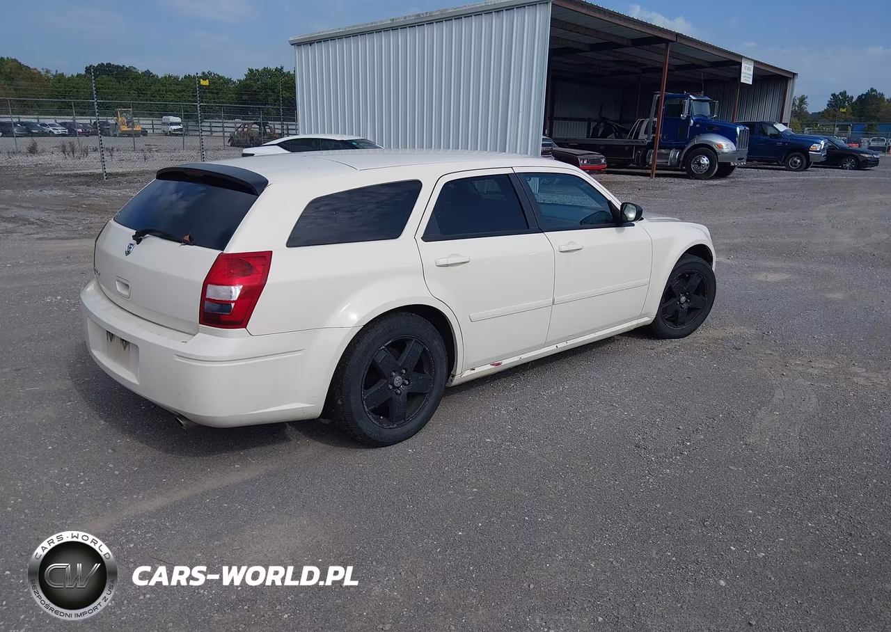 2005 Dodge Magnum Se VIN:2D4FV48T25H510714 - 4
