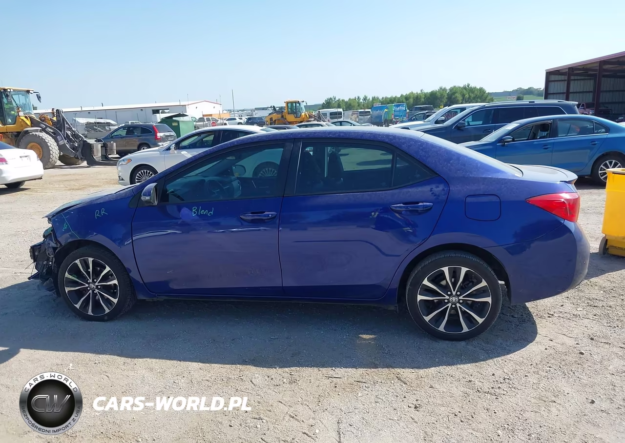 2018 Toyota Corolla Se VIN:5YFBURHEXJP839257 - 15
