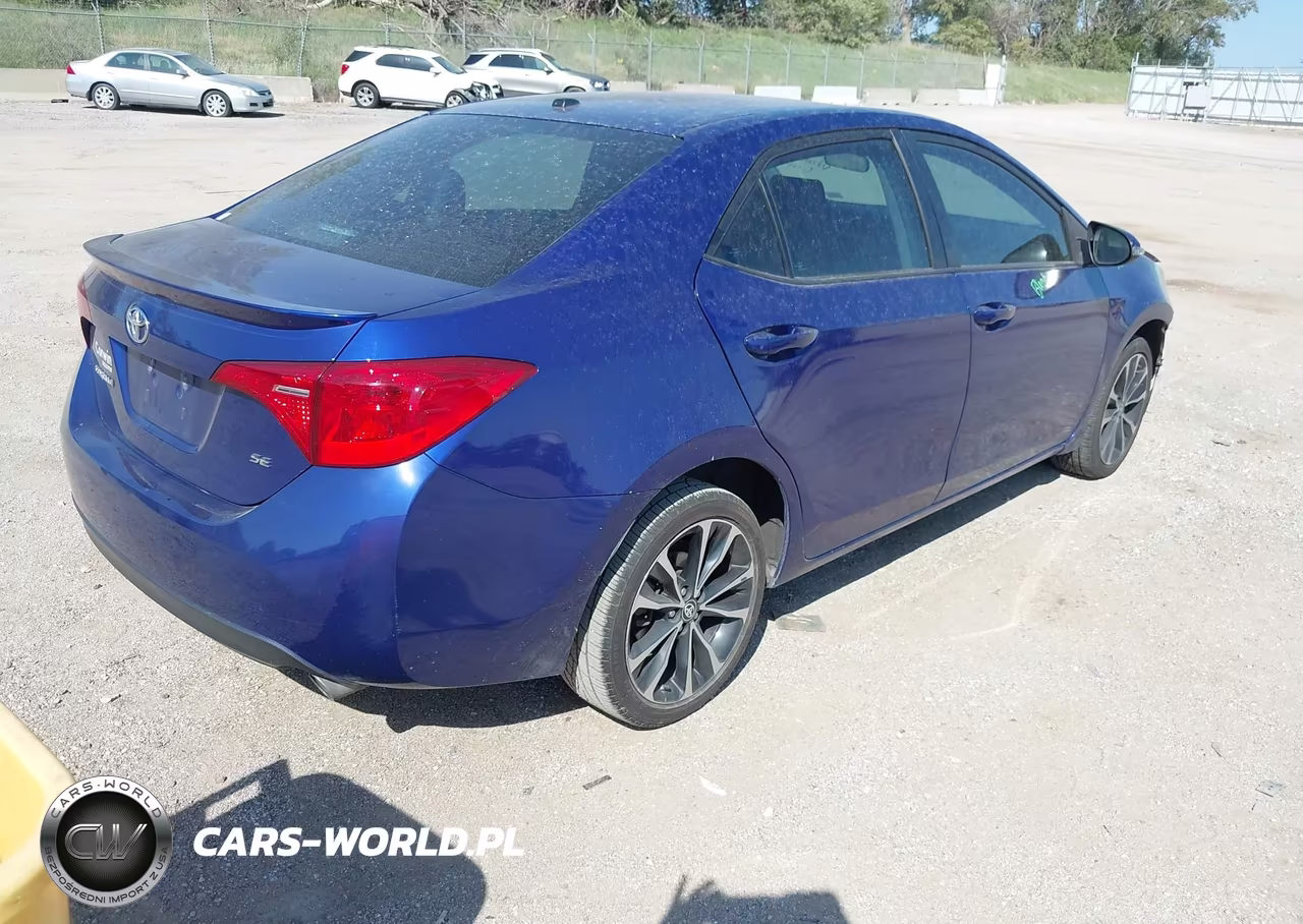 2018 Toyota Corolla Se VIN:5YFBURHEXJP839257 - 4