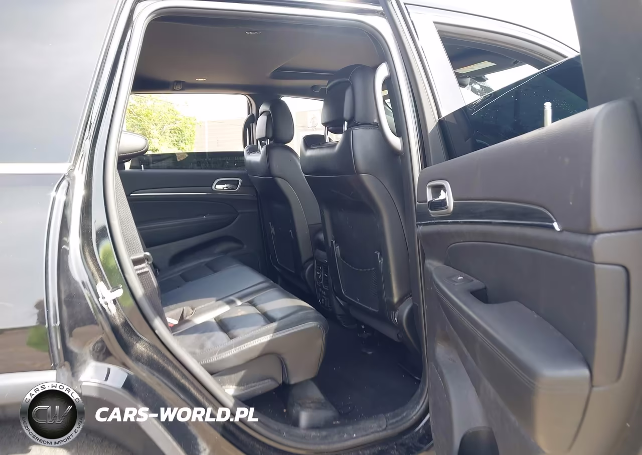 2020 Jeep Grand Cherokee Limited 4X4 VIN:1C4RJFBG9LC420649 - 8