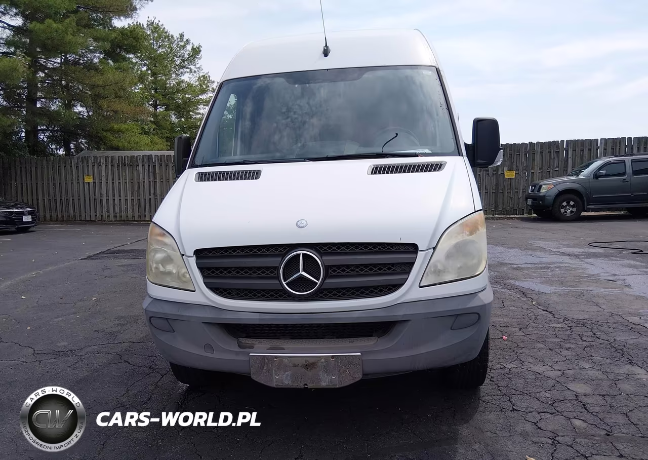 2010 Mercedes-Benz Sprinter Van 2500 VIN:WD3PE7CC3A5488423 - 16