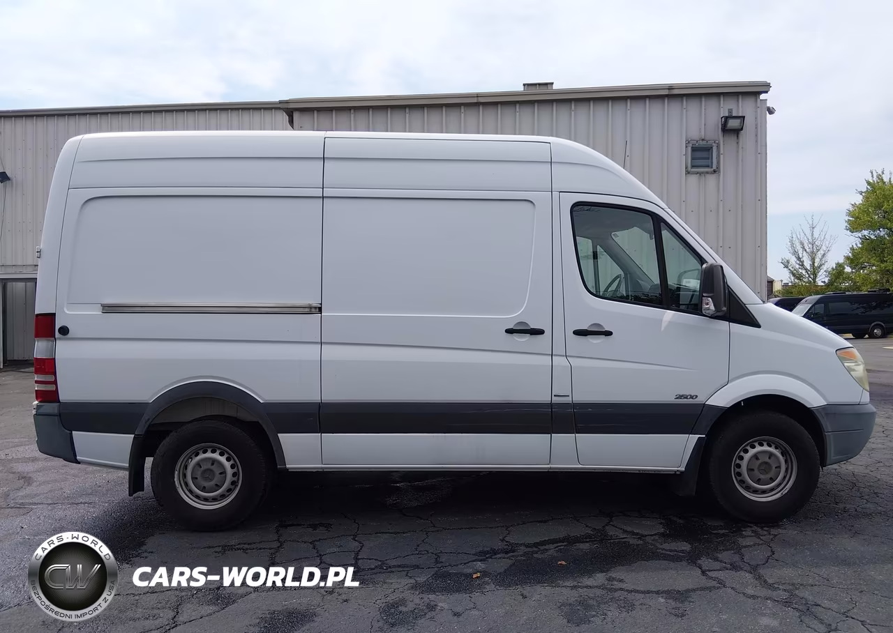 2010 Mercedes-Benz Sprinter Van 2500 VIN:WD3PE7CC3A5488423 - 17