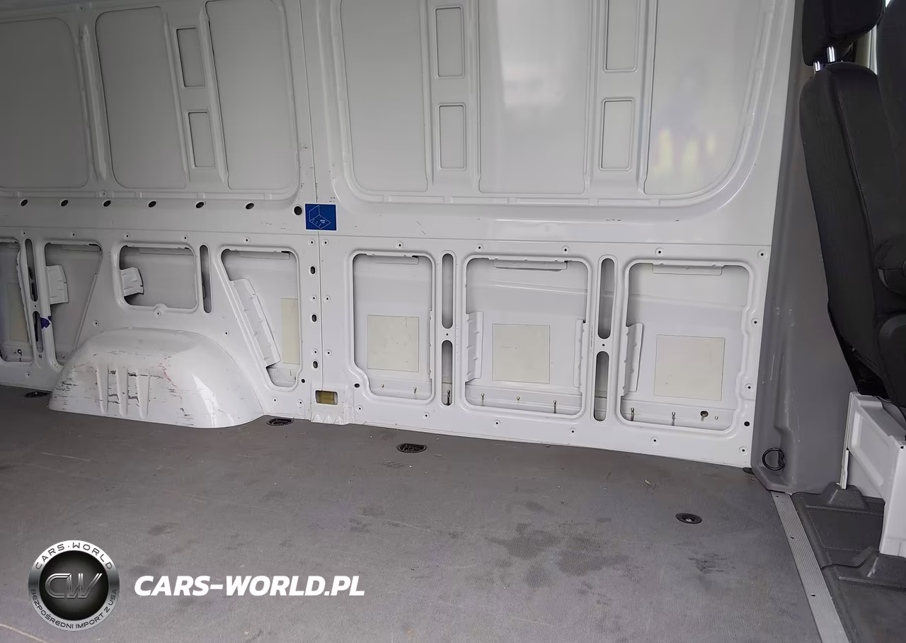 2010 Mercedes-Benz Sprinter Van 2500 VIN:WD3PE7CC3A5488423 - 8