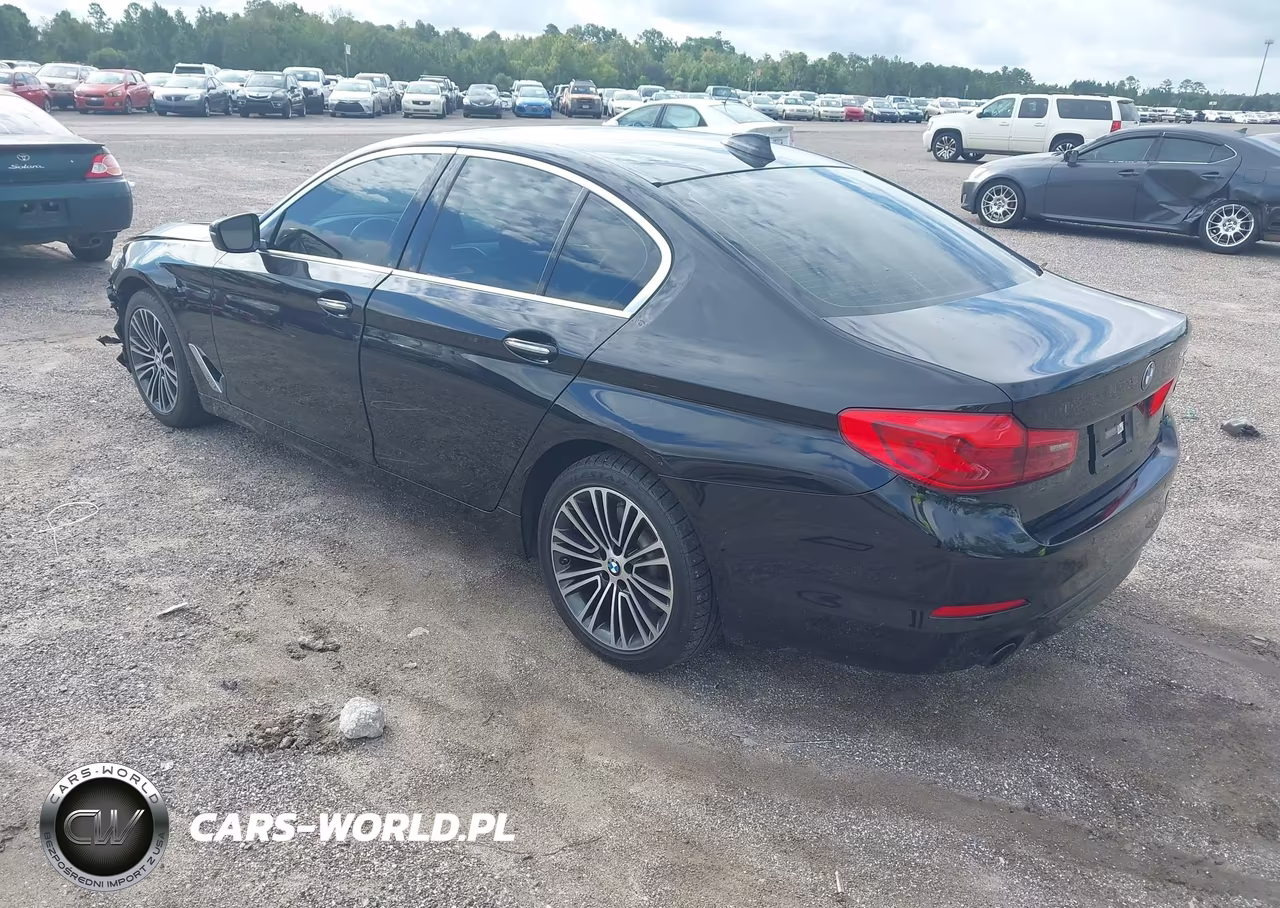 2018 BMW 530I VIN:WBAJA5C50JWA39191 - 3