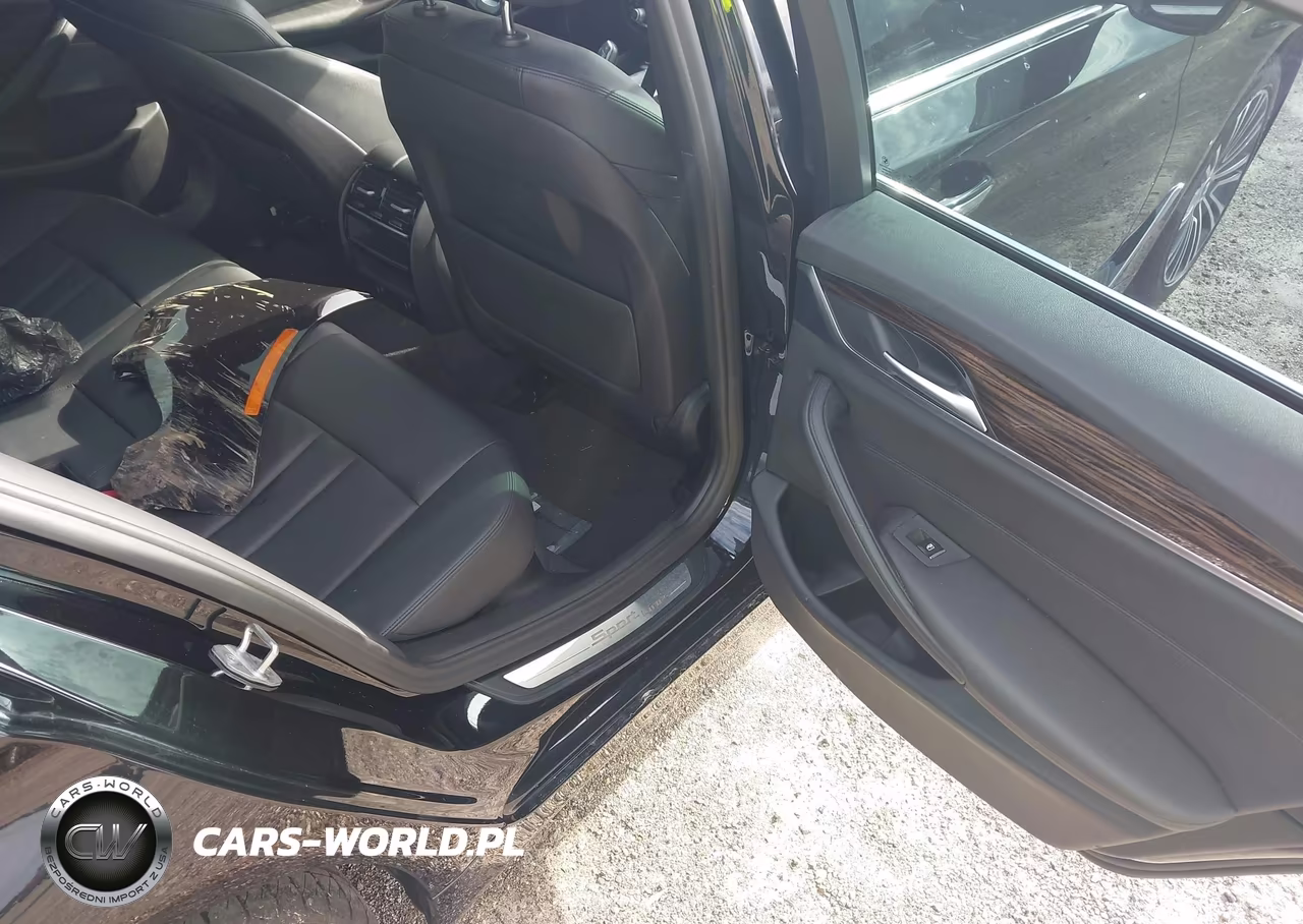 2018 BMW 530I VIN:WBAJA5C50JWA39191 - 8