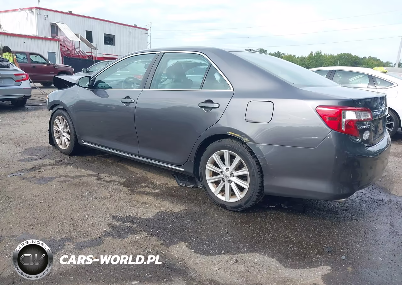 2014 Toyota Camry Xle V6 VIN:4T1BK1FK8EU027282 - 3