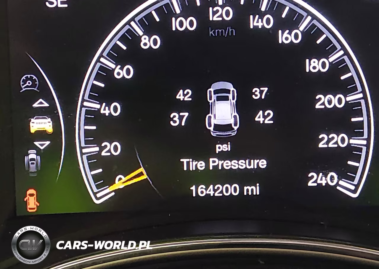 2020 Jeep Grand Cherokee Altitude 4X4 VIN:1C4RJFAG5LC377459 - 15