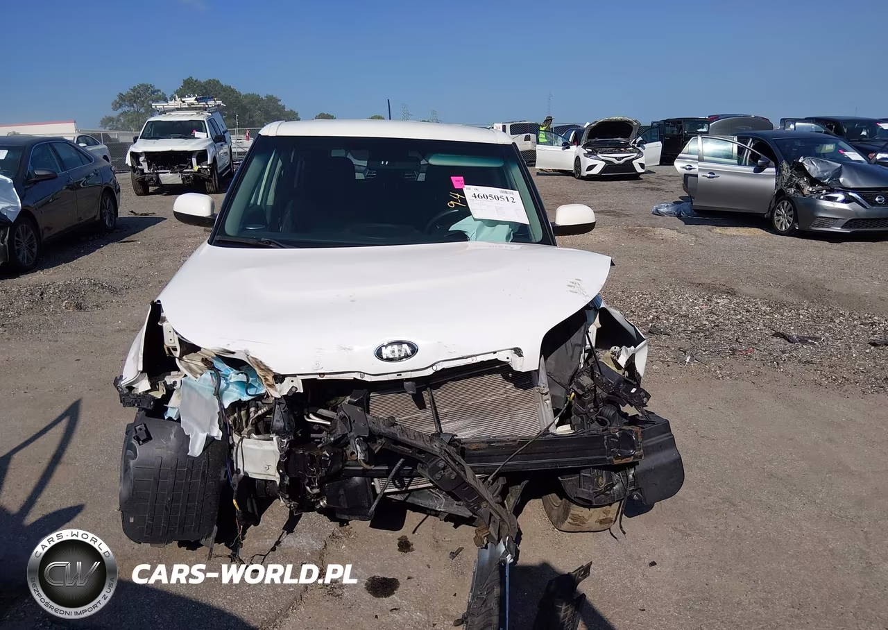 2016 Kia Soul + VIN:KNDJP3A58G7401826 - 13