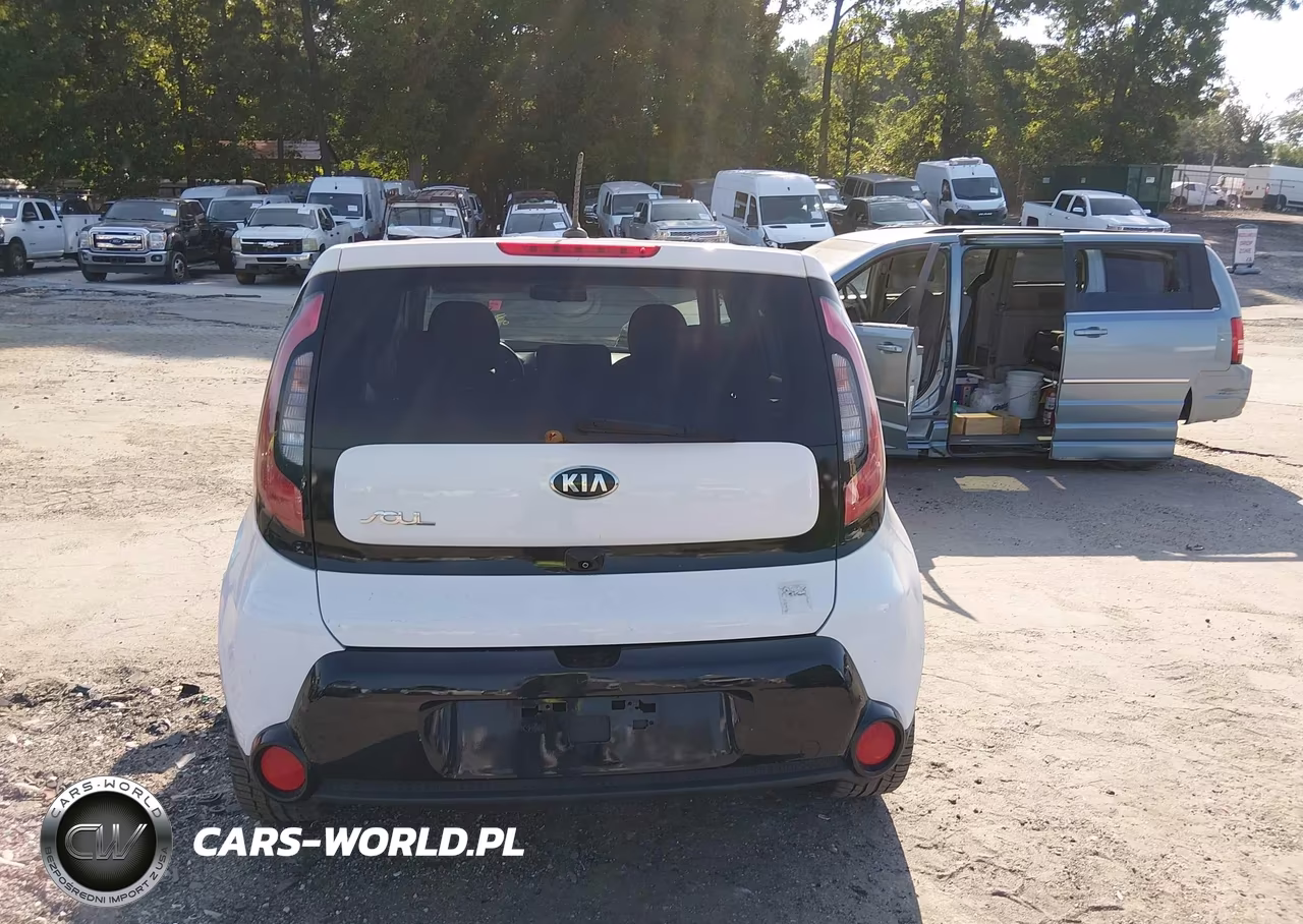 2016 Kia Soul + VIN:KNDJP3A58G7401826 - 17