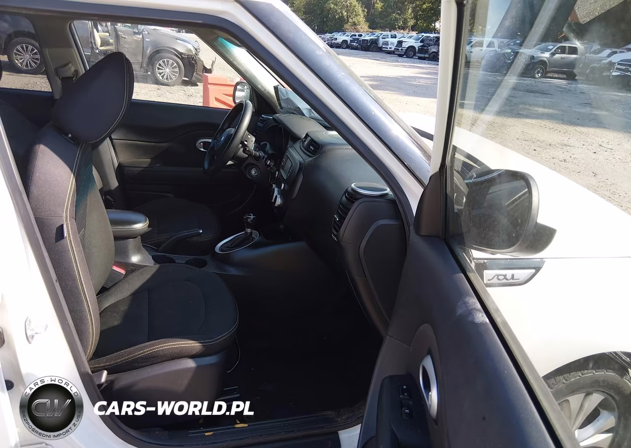 2016 Kia Soul + VIN:KNDJP3A58G7401826 - 5