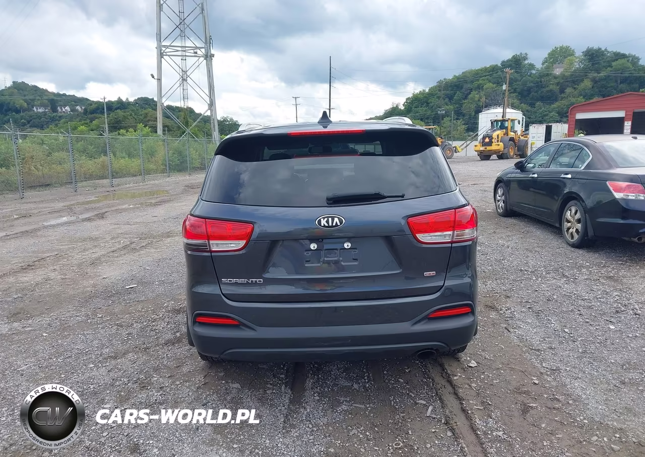 2018 Kia Sorento 2.4L Lx VIN:5XYPG4A35JG392656 - 16