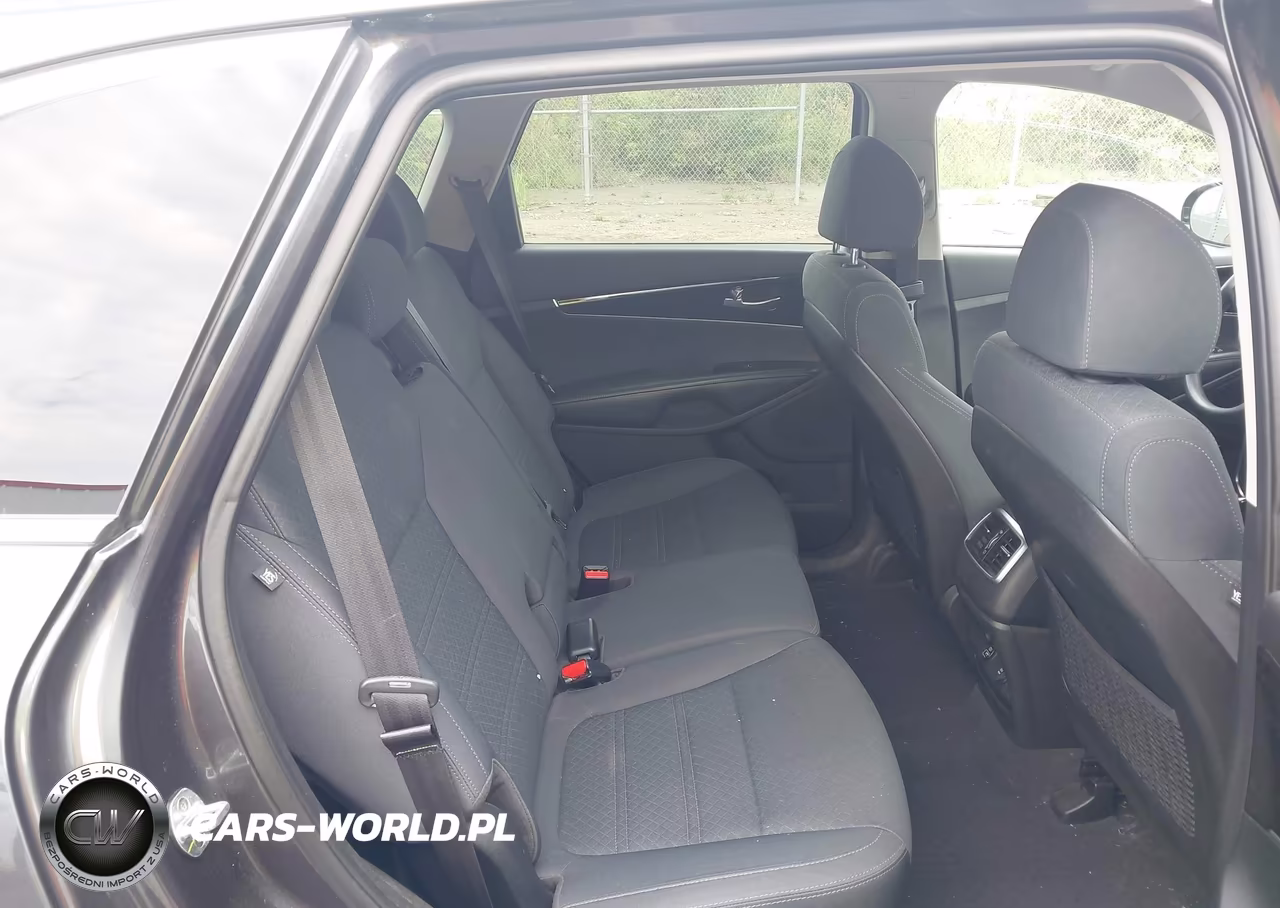 2018 Kia Sorento 2.4L Lx VIN:5XYPG4A35JG392656 - 8