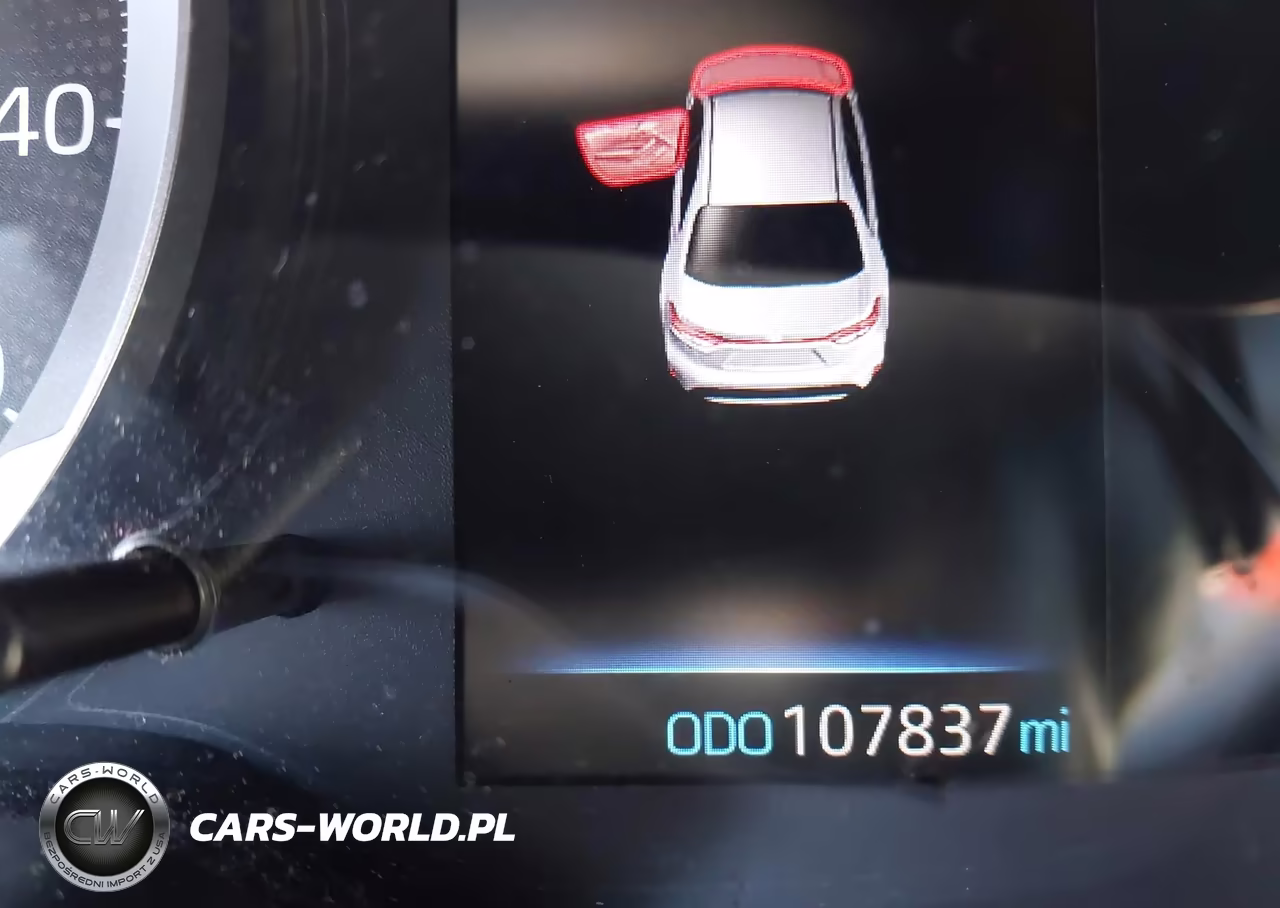 2020 Toyota Corolla Le VIN:5YFEPRAE4LP068473 - 16