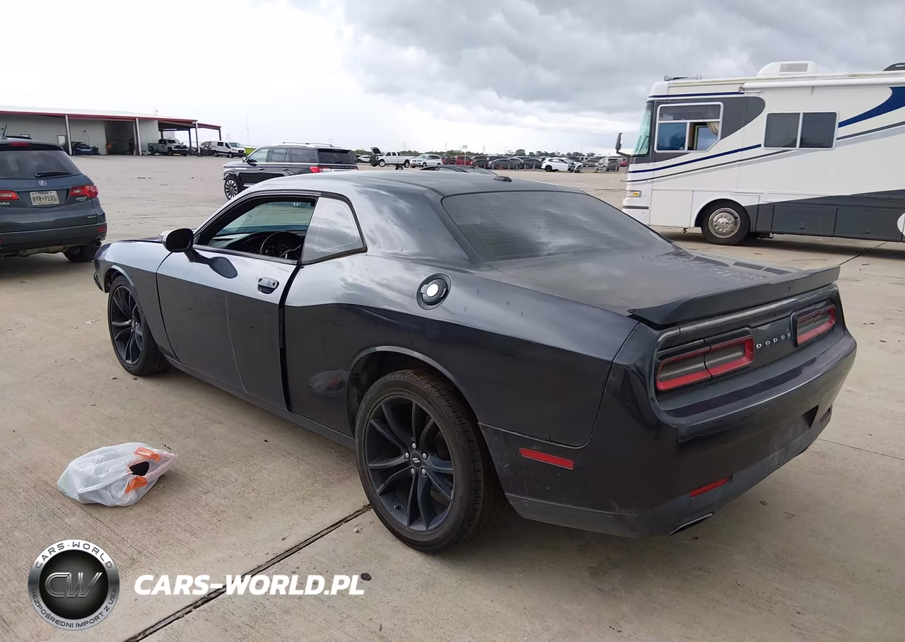 2017 Dodge Challenger Sxt VIN:2C3CDZAG4HH532090 - 3