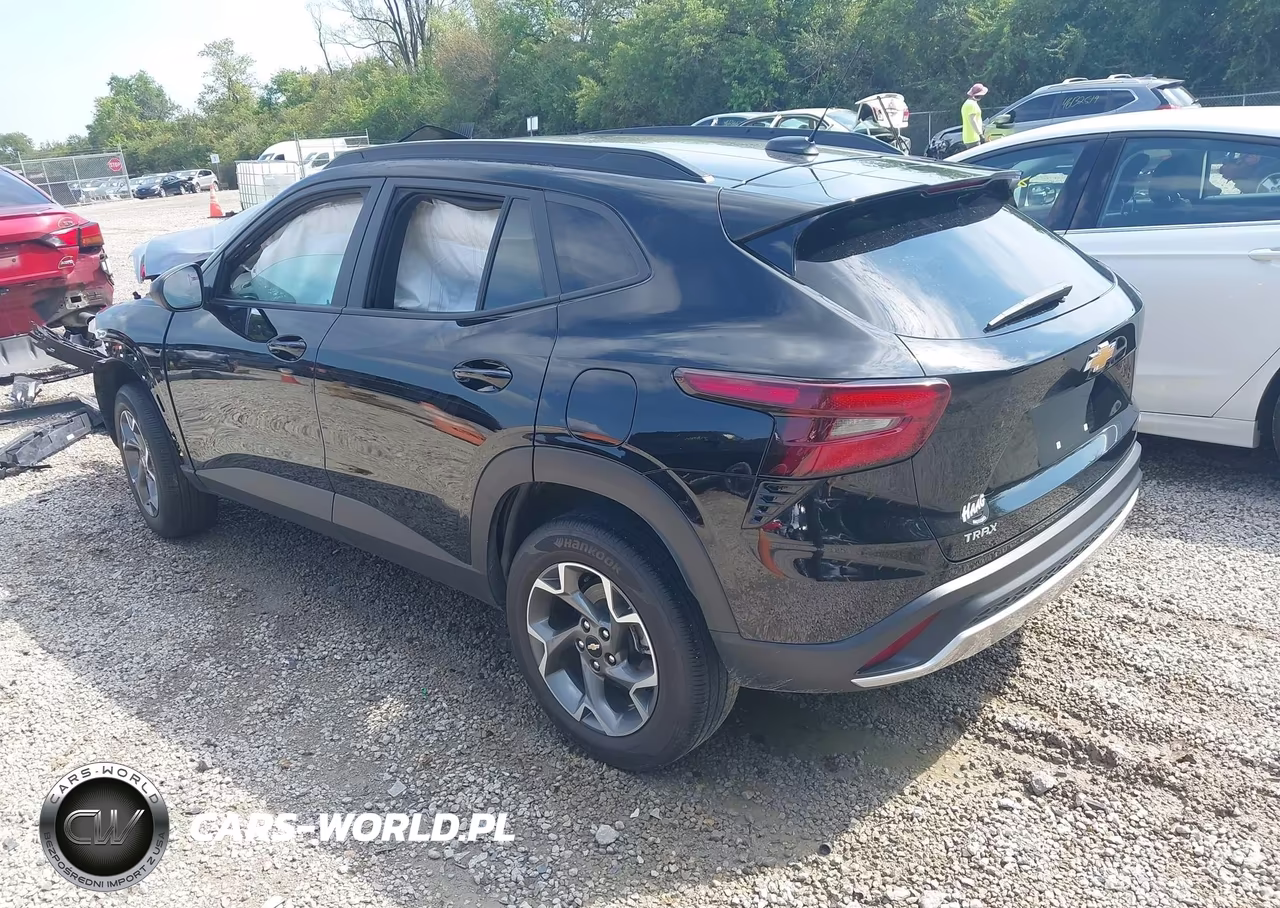 2025 Chevrolet Trax Fwd Lt VIN:KL77LHEP9SC290991 - 3