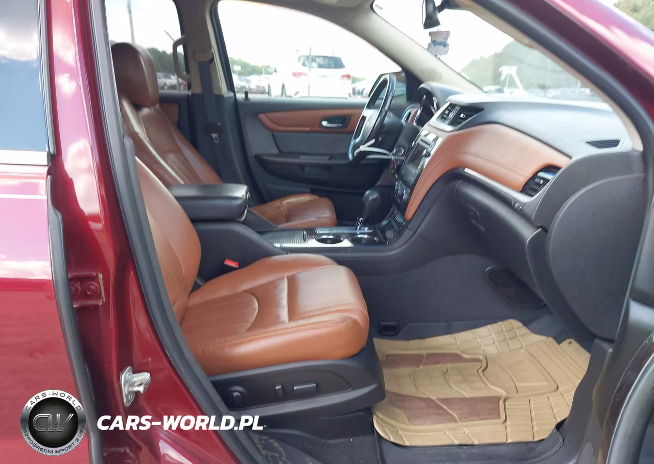 2017 Chevrolet Traverse Premier VIN:1GNKVJKD6HJ105445 - 5