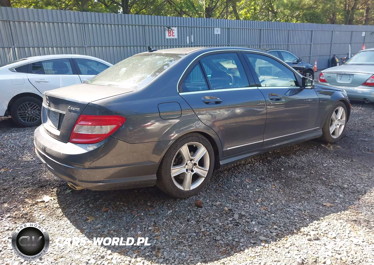 2010 Mercedes-Benz C 300 Sport 4Matic VIN:WDDGF8BB6AF475246 - 4