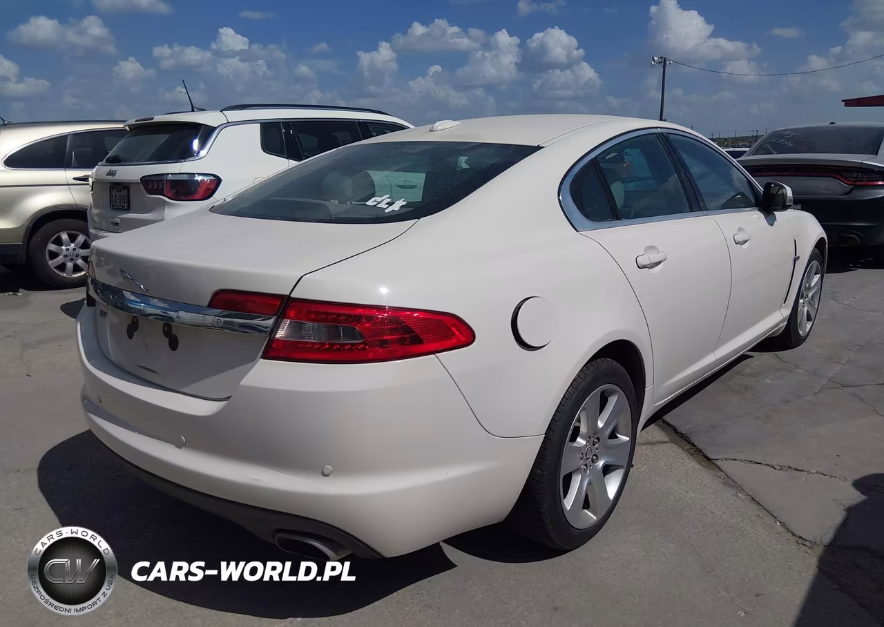 2009 Jaguar Xf Luxury VIN:SAJWA05BX9HR39593 - 4