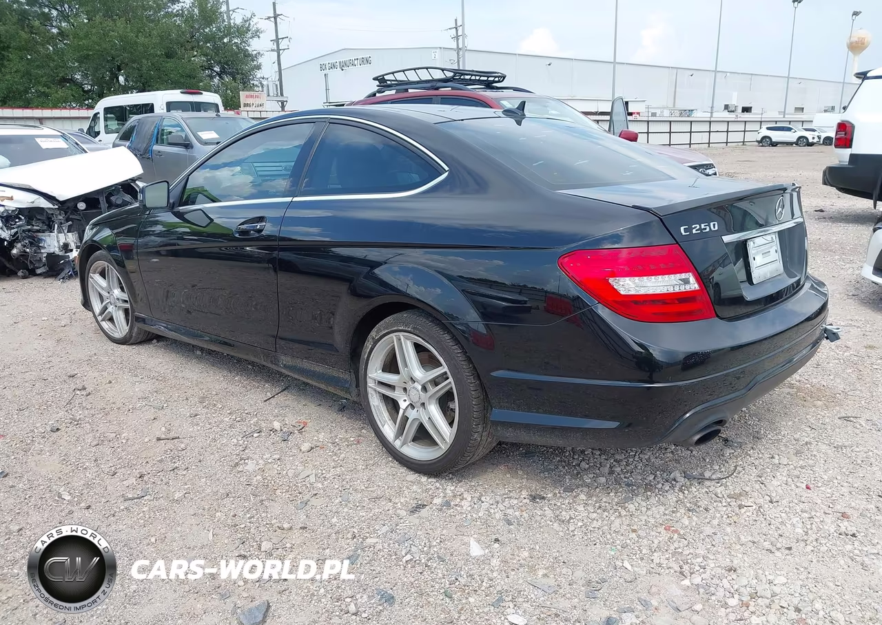 2014 Mercedes-Benz C 250 VIN:WDDGJ4HB1EG262705 - 3