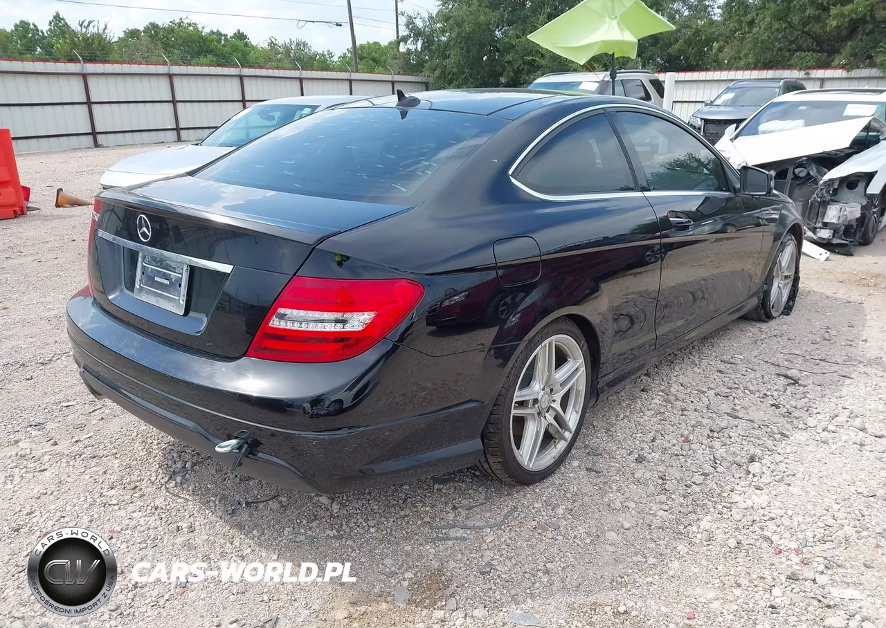 2014 Mercedes-Benz C 250 VIN:WDDGJ4HB1EG262705 - 4