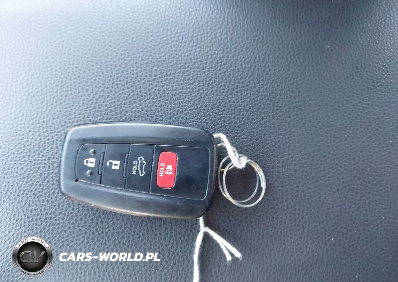 2024 Toyota Rav4 Hybrid Xle VIN:JTMRWRFV1RD241780 - 11