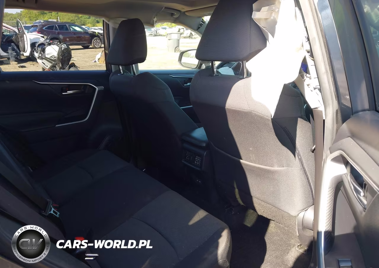 2024 Toyota Rav4 Hybrid Xle VIN:JTMRWRFV1RD241780 - 8