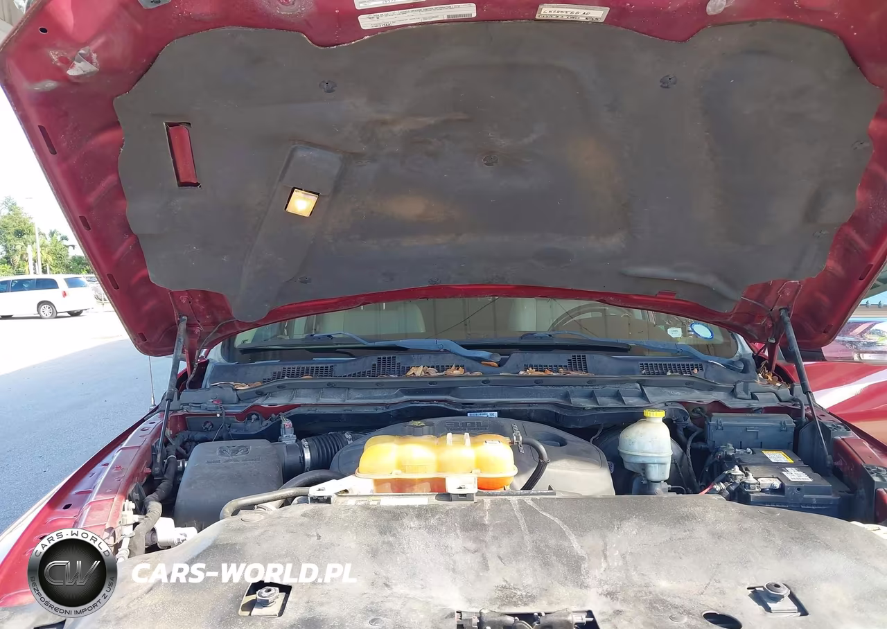 2015 Ram 1500 Laramie VIN:1C6RR6NM5FS578062 - 10
