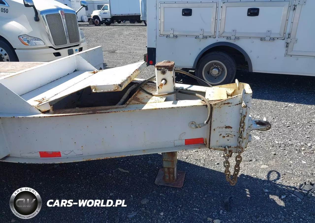1998 Interstate Trailers Inc Unknown VIN:1JKDLA208WA200299 - 11