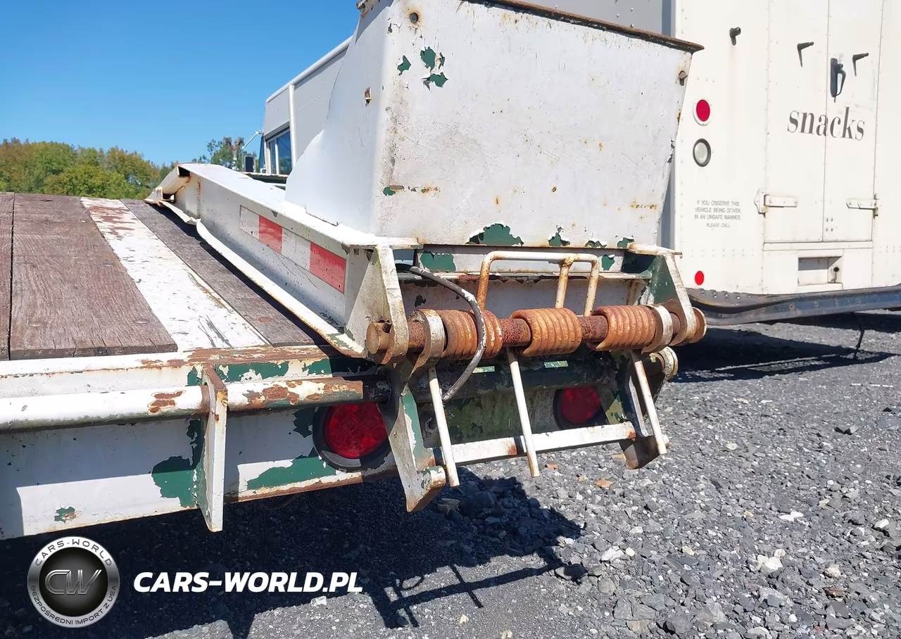 1998 Interstate Trailers Inc Unknown VIN:1JKDLA208WA200299 - 15