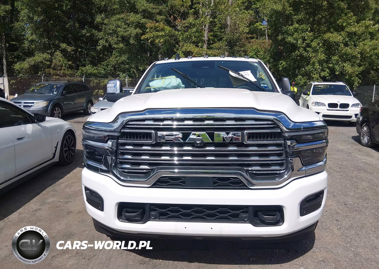 2026 Ram 2500 Limited Longhorn 4X4 8' Box VIN:3C63R5TL6TG270881 - 12