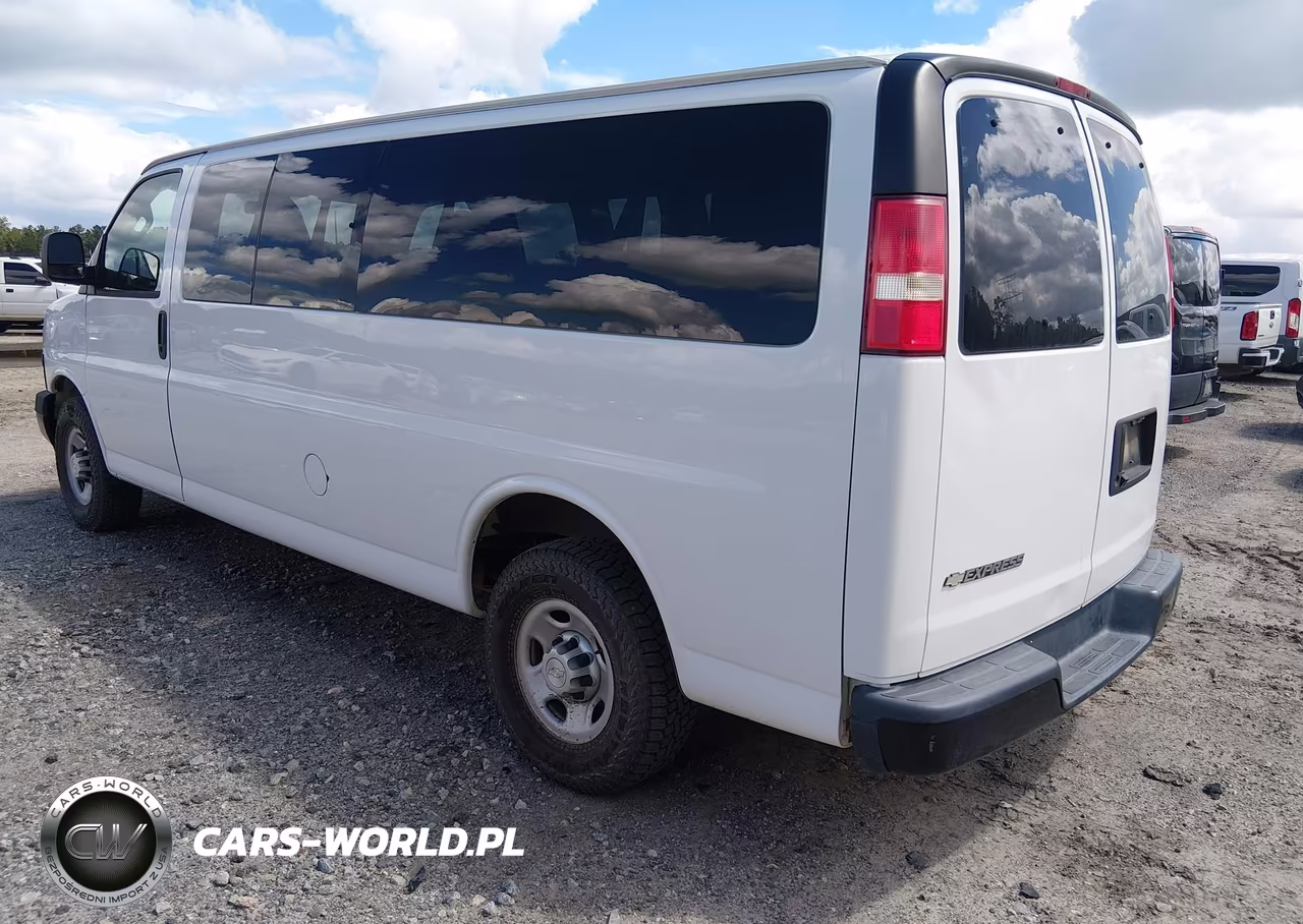 2019 Chevrolet Express 3500 Ls VIN:1GAZGNFG0K1289892 - 3