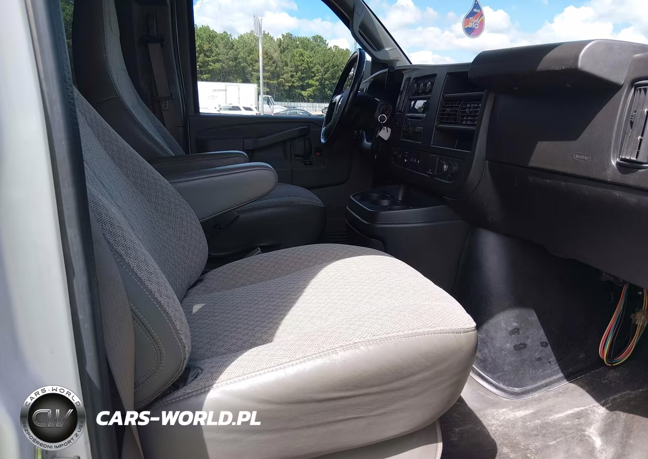 2019 Chevrolet Express 3500 Ls VIN:1GAZGNFG0K1289892 - 5