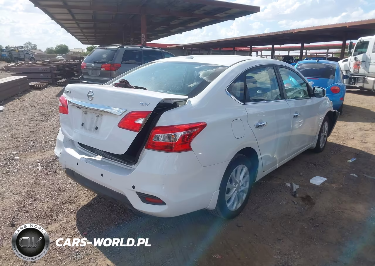 2018 Nissan Sentra Sv VIN:3N1AB7AP5JY300369 - 4