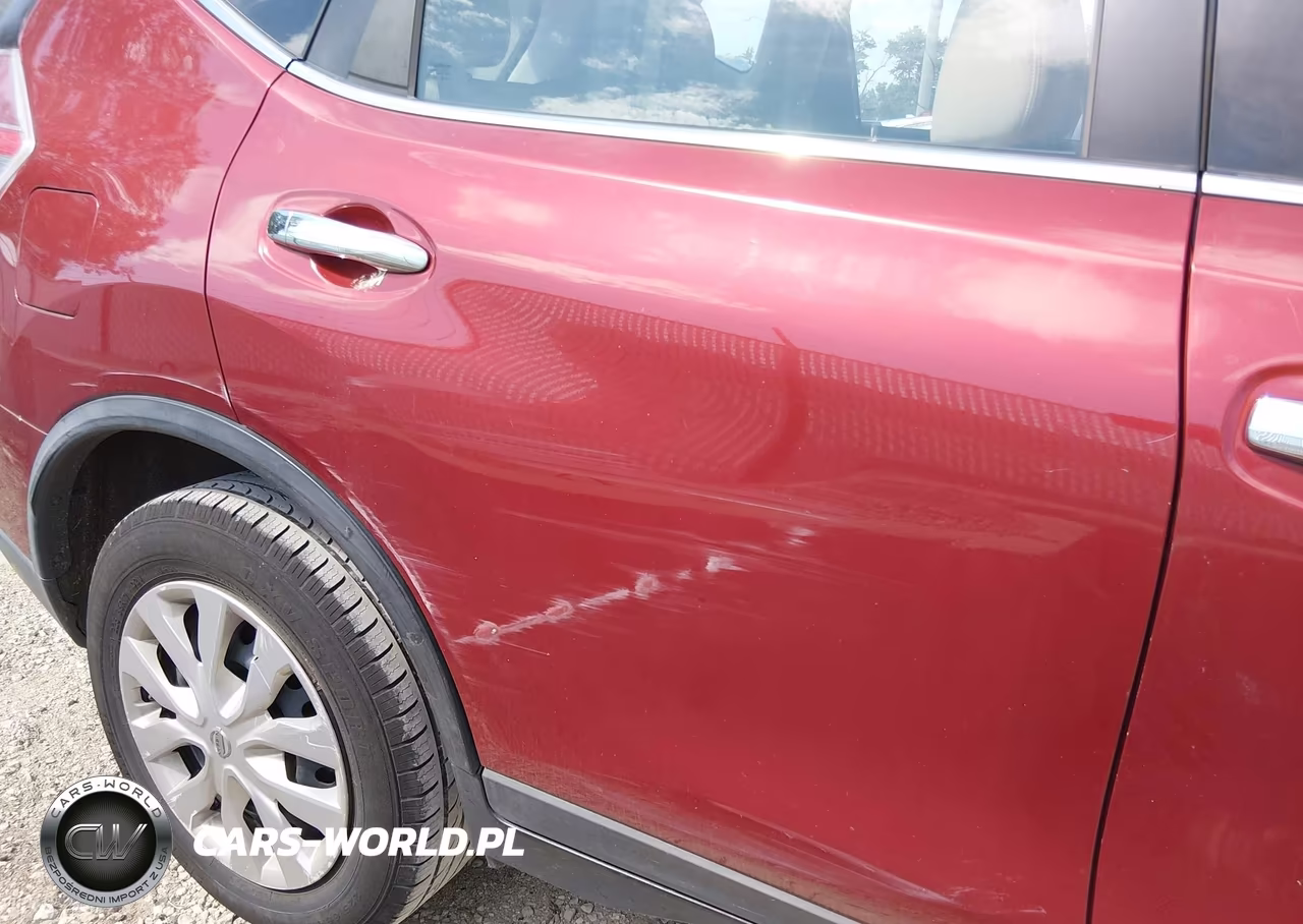 2015 Nissan Rogue S VIN:KNMAT2MT7FP507828 - 11