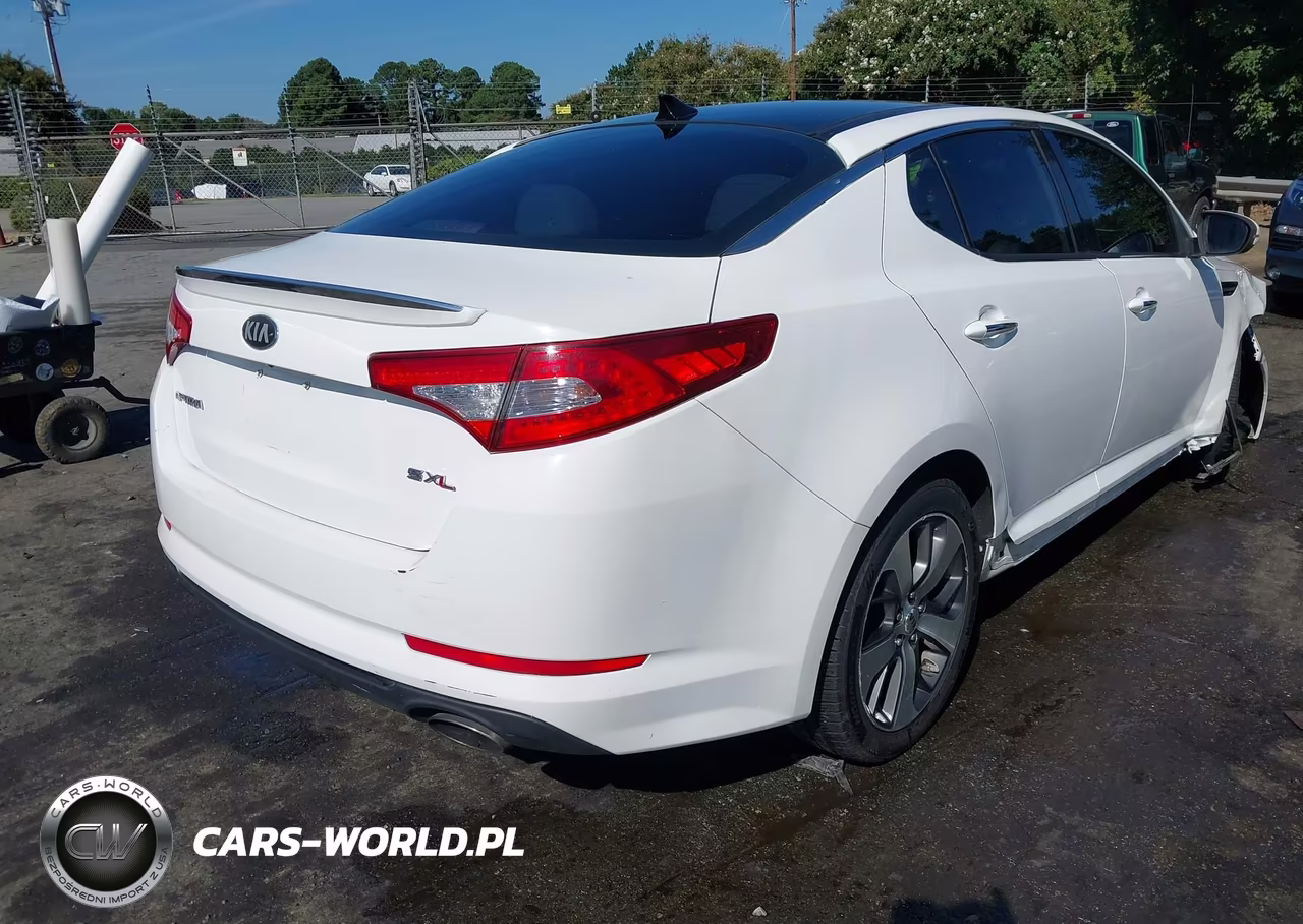 2013 Kia Optima Sx VIN:5XXGR4A62DG232781 - 4