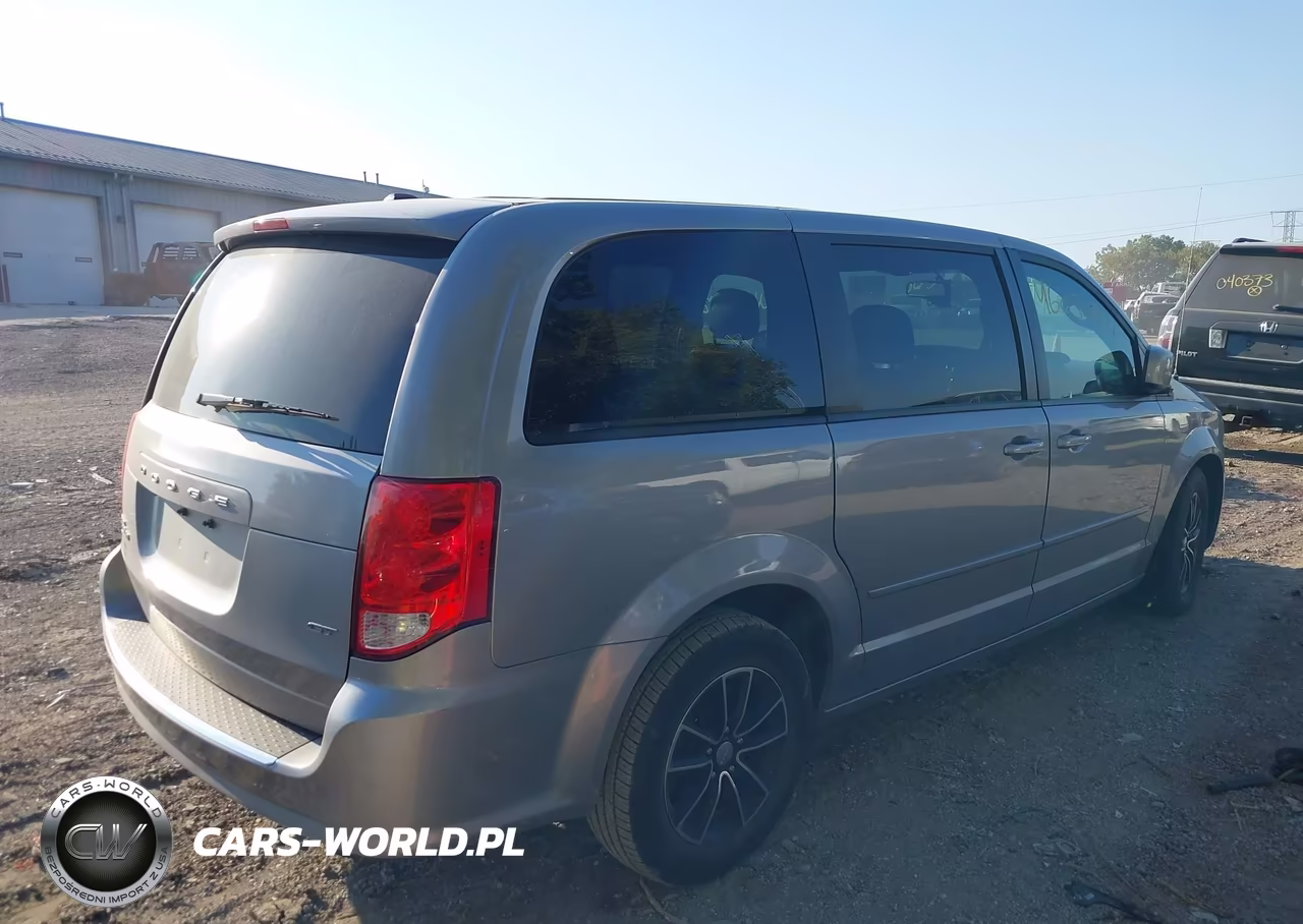 2017 Dodge Grand Caravan Gt VIN:2C4RDGEG4HR640207 - 4