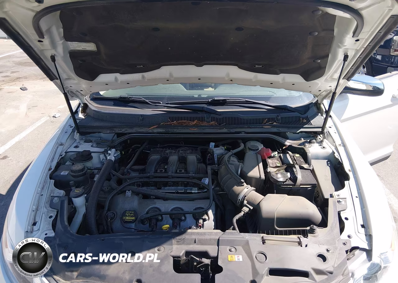 2011 Ford Taurus Limited VIN:1FAHP2FW8BG135023 - 10