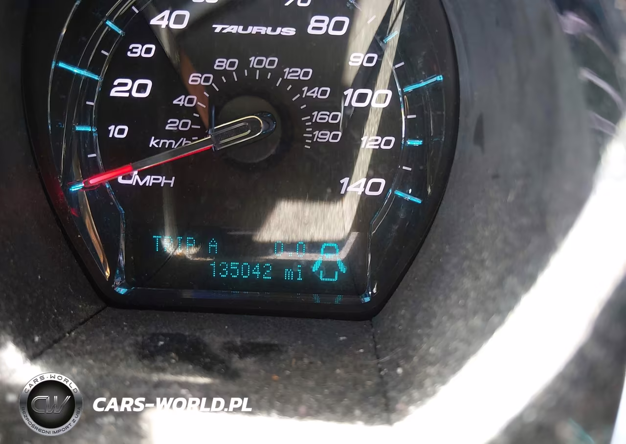 2011 Ford Taurus Limited VIN:1FAHP2FW8BG135023 - 7
