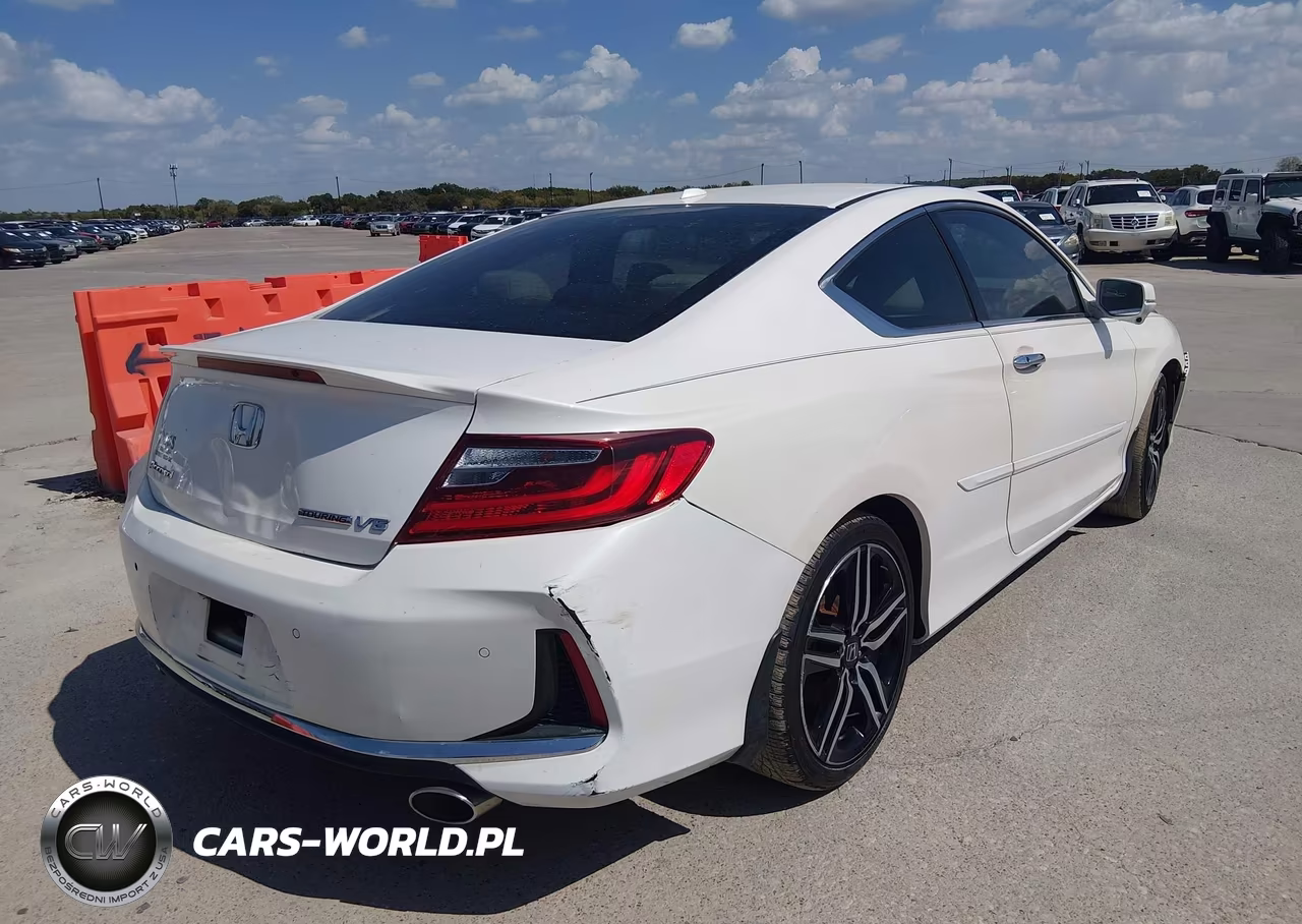 2016 Honda Accord Touring VIN:1HGCT2B06GA004685 - 4