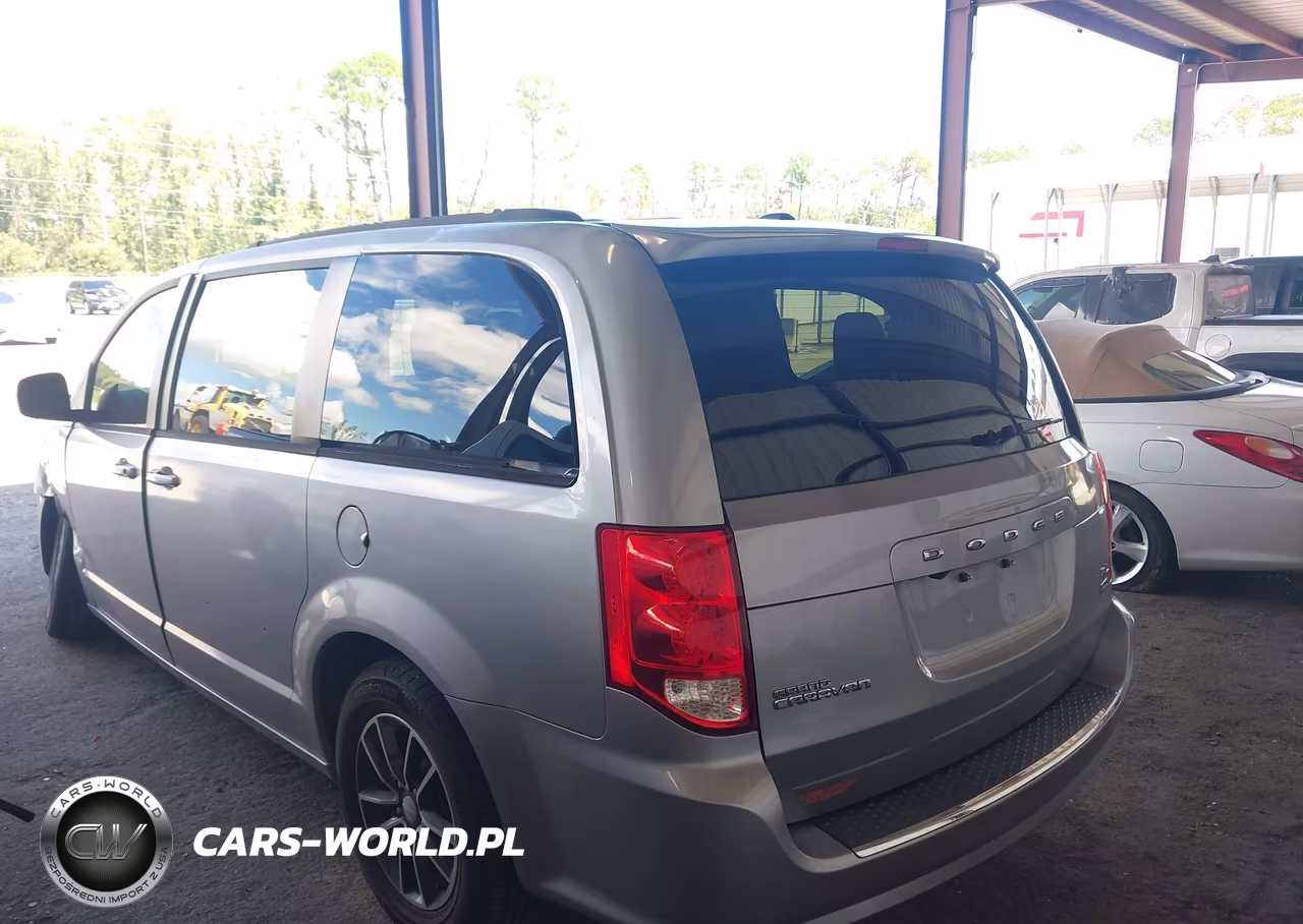 2016 Dodge Grand Caravan R-T VIN:2C4RDGEG5GR371357 - 14