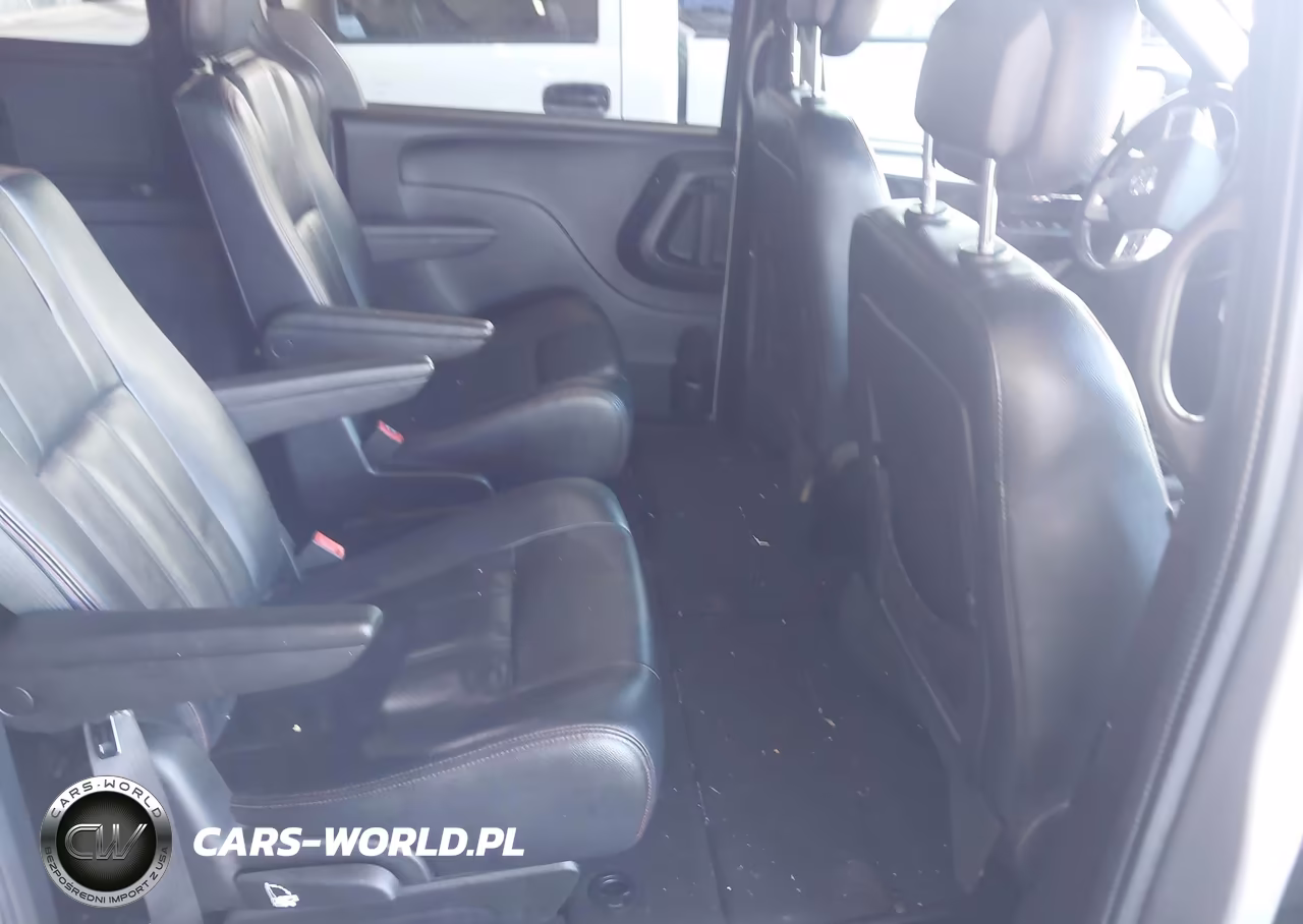 2016 Dodge Grand Caravan R-T VIN:2C4RDGEG5GR371357 - 8