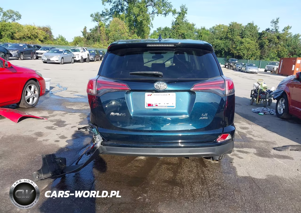 2018 Toyota Rav4 Le VIN:JTMBFREV0JJ235042 - 17
