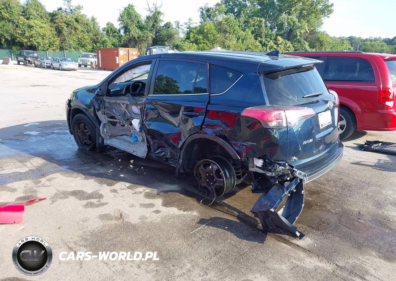 2018 Toyota Rav4 Le VIN:JTMBFREV0JJ235042 - 3
