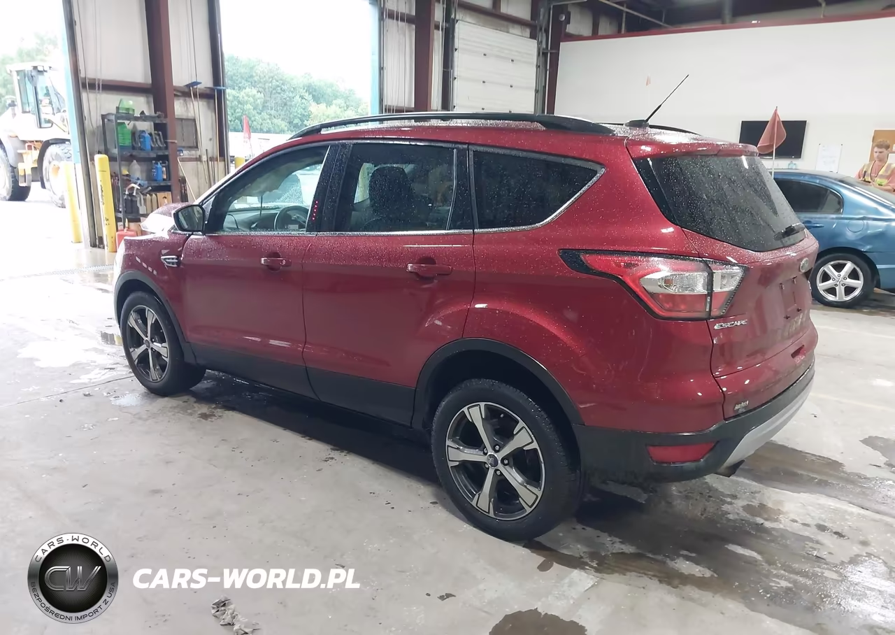 2017 Ford Escape Se VIN:1FMCU9GDXHUE91868 - 3