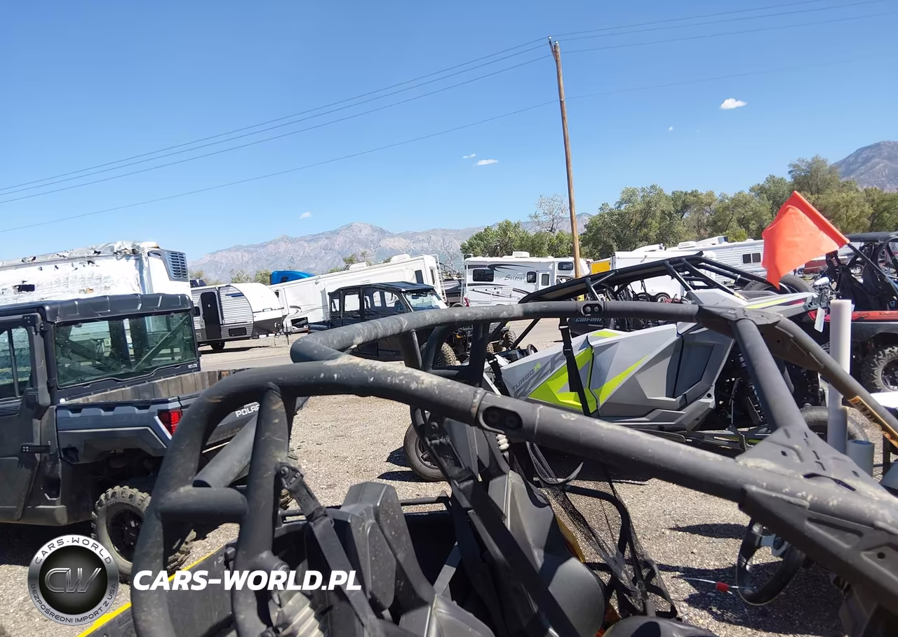 2014 Can-Am Commander 800R Xt VIN:3JBKKCN17EJ000754 - 13