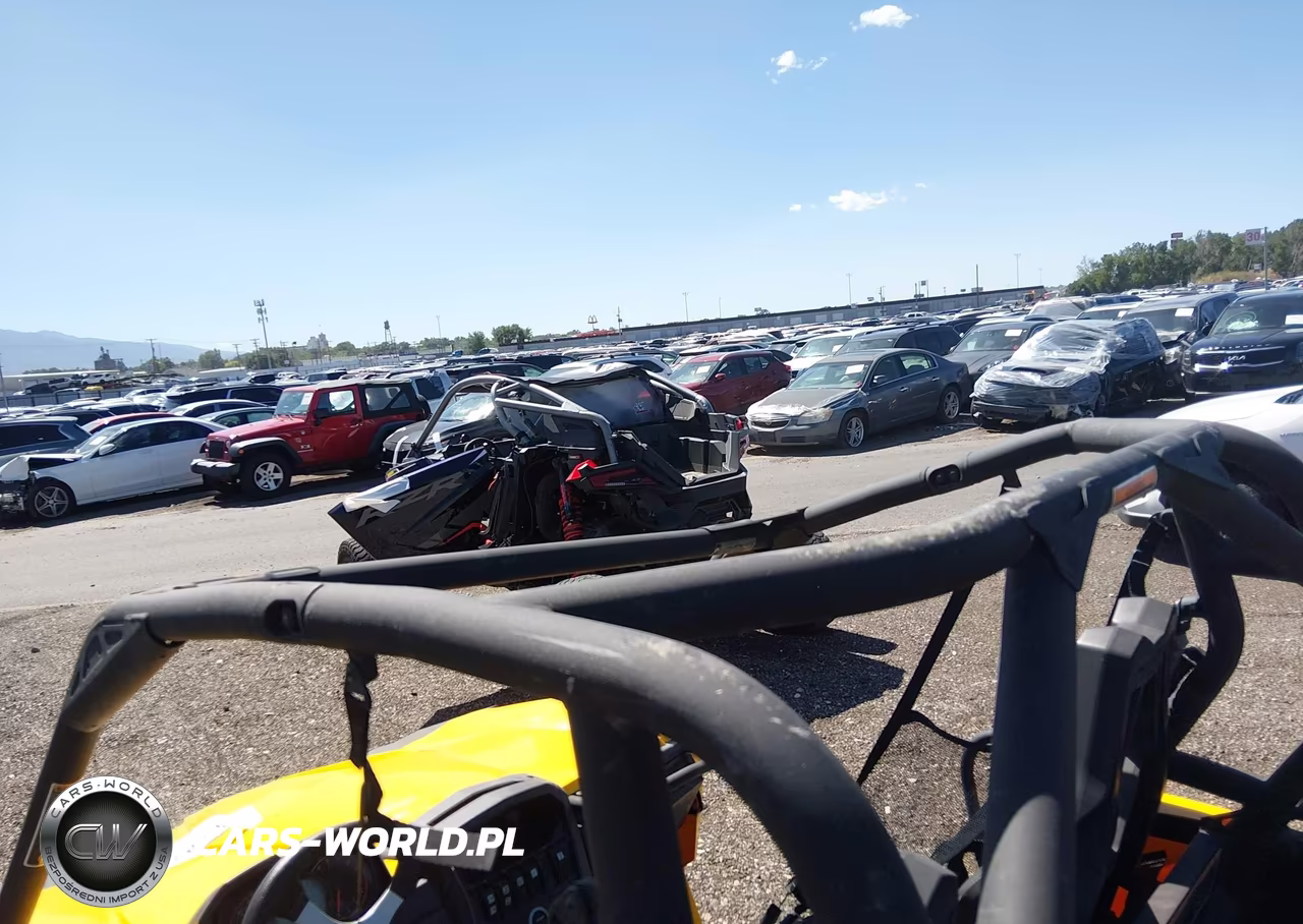 2014 Can-Am Commander 800R Xt VIN:3JBKKCN17EJ000754 - 16