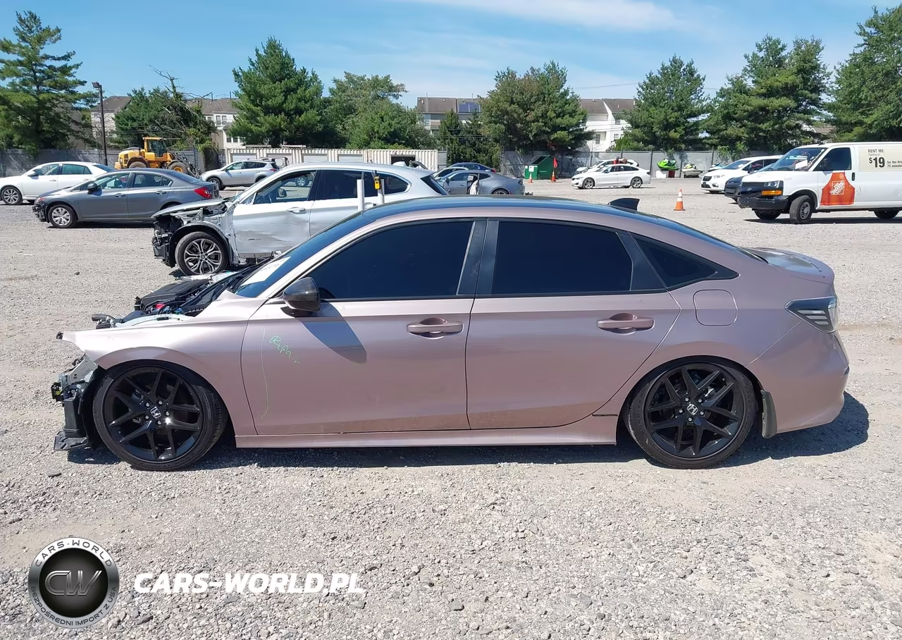 2025 Honda Civic Sport VIN:2HGFE2F52SH536717 - 15